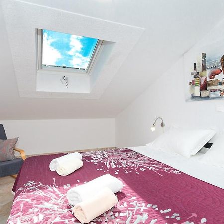 Apartmani Alma Punat Exterior photo