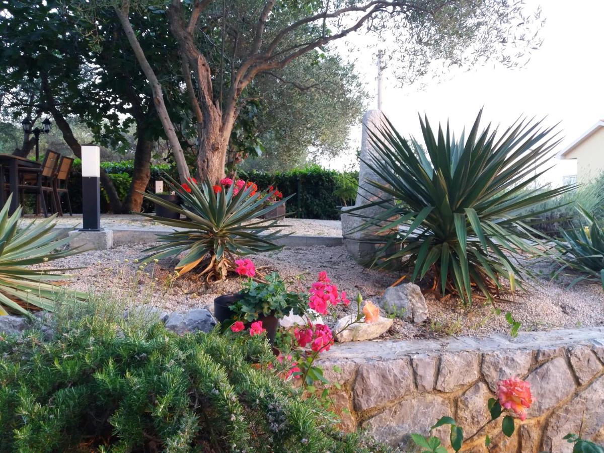 Apartmani Alma Punat Exterior photo