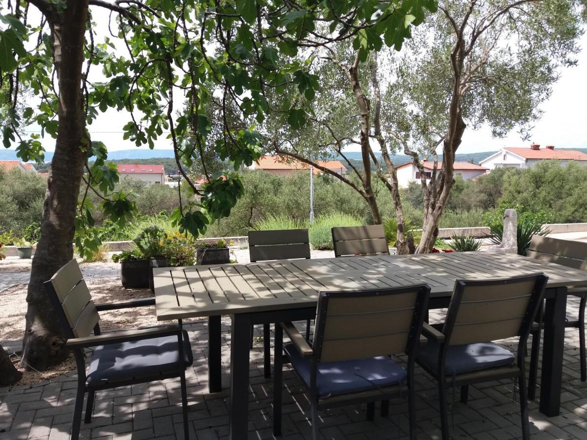 Apartmani Alma Punat Exterior photo
