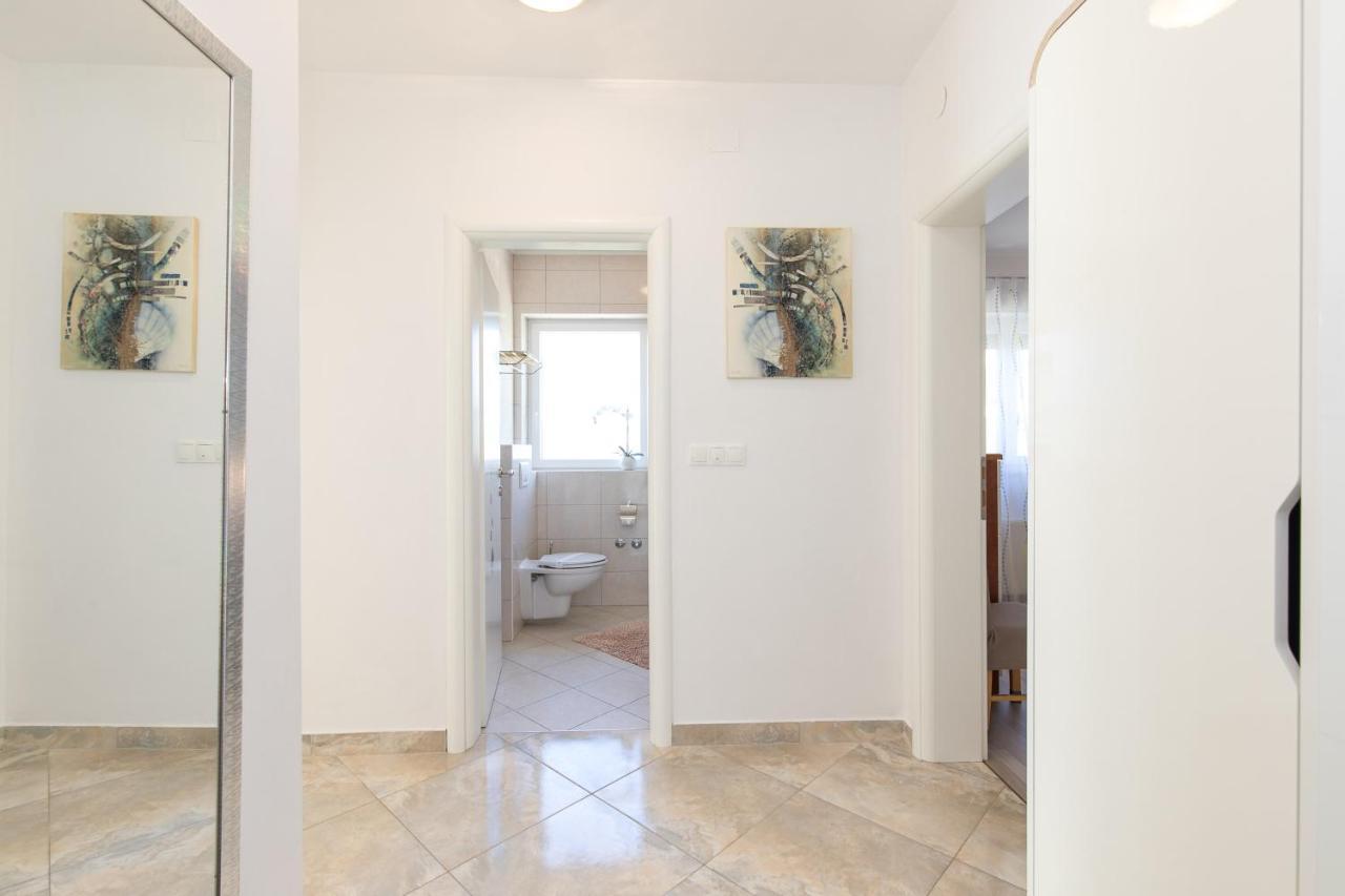 Apartmani Alma Punat Exterior photo