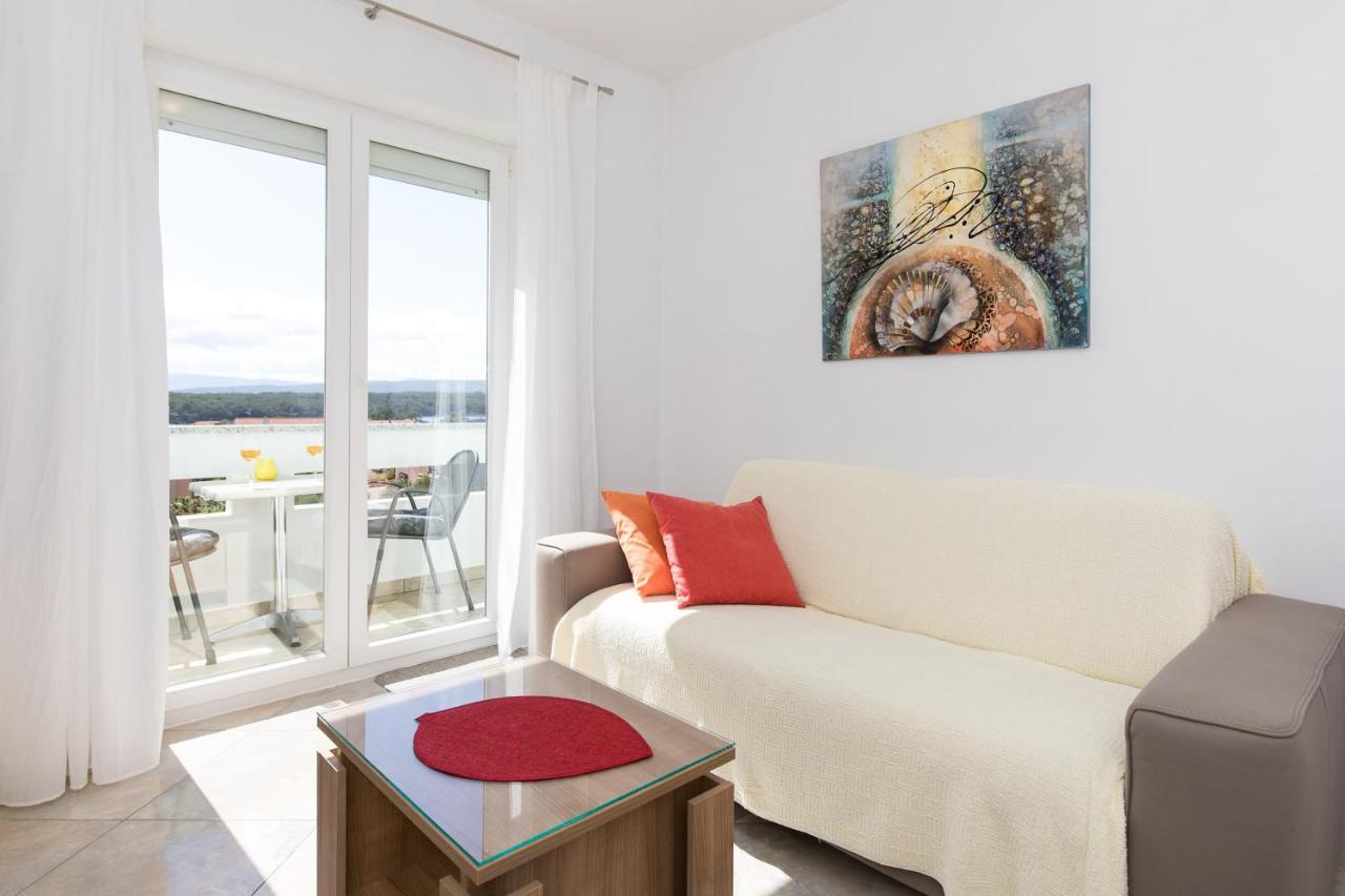 Apartmani Alma Punat Exterior photo