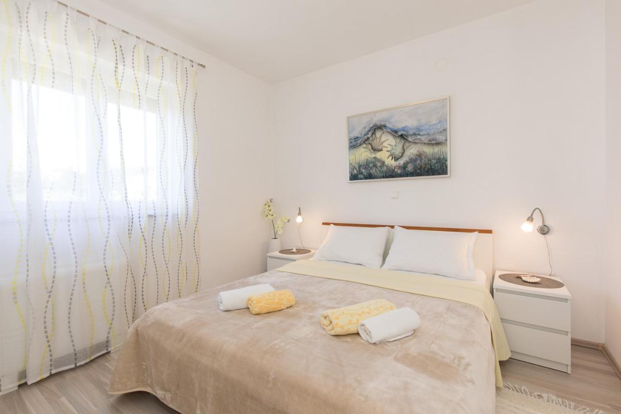 Apartmani Alma Punat Exterior photo