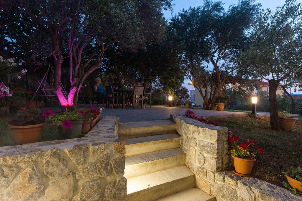 Apartmani Alma Punat Exterior photo